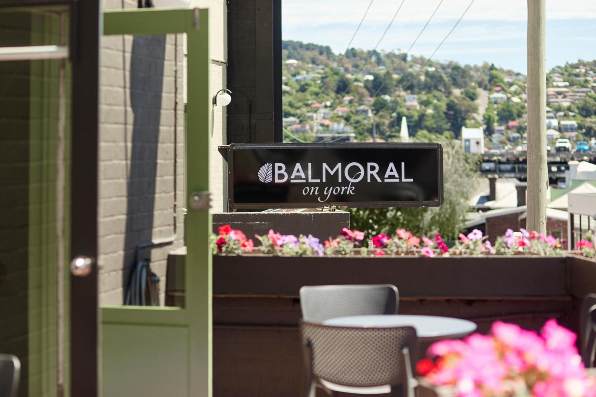 Balmoral On York Hotel Launceston Bagian luar foto